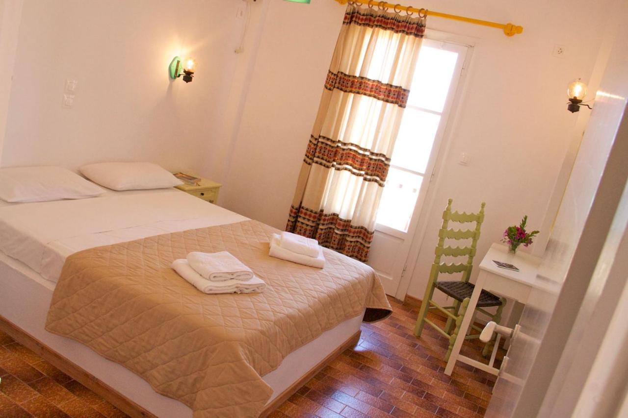 Hotel Arokaria Seaside Ampelas Exterior foto