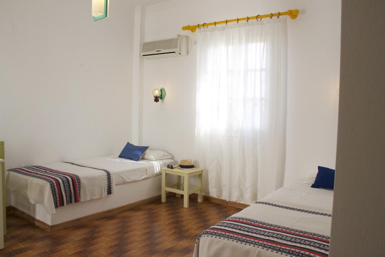 Hotel Arokaria Seaside Ampelas Exterior foto