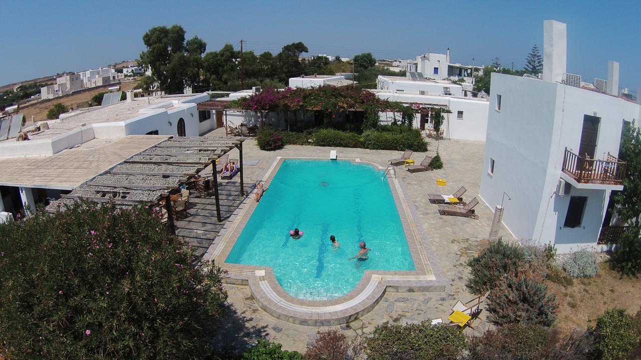 Hotel Arokaria Seaside Ampelas Exterior foto